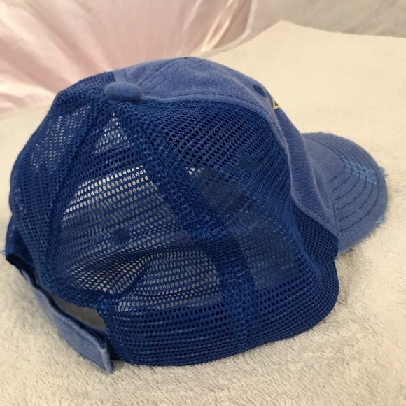 E-Flag NHL St. Louis Blues Women's Adjustable Distressed Stanley Cup Cap - Picture 3 of 13